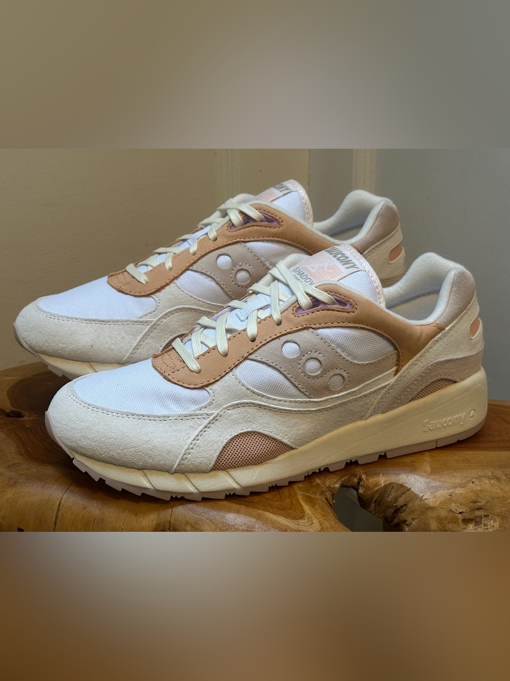 Saucony Shadow 6000 “White Peach” - Size US Men’s 11